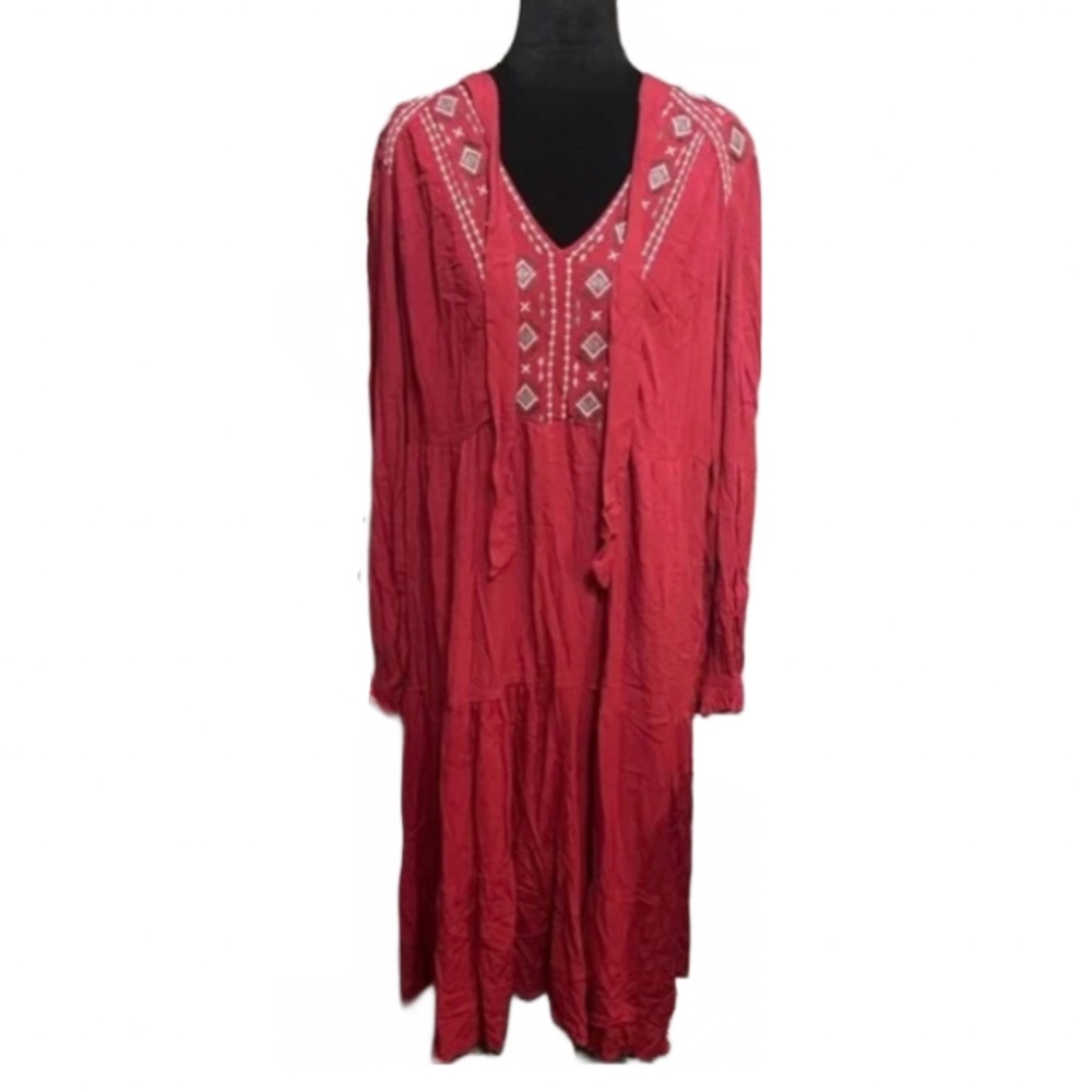 Knox Rose Rouge Embroidered Long Sleeve Red Dress with Pockets - Picture 2 of 4